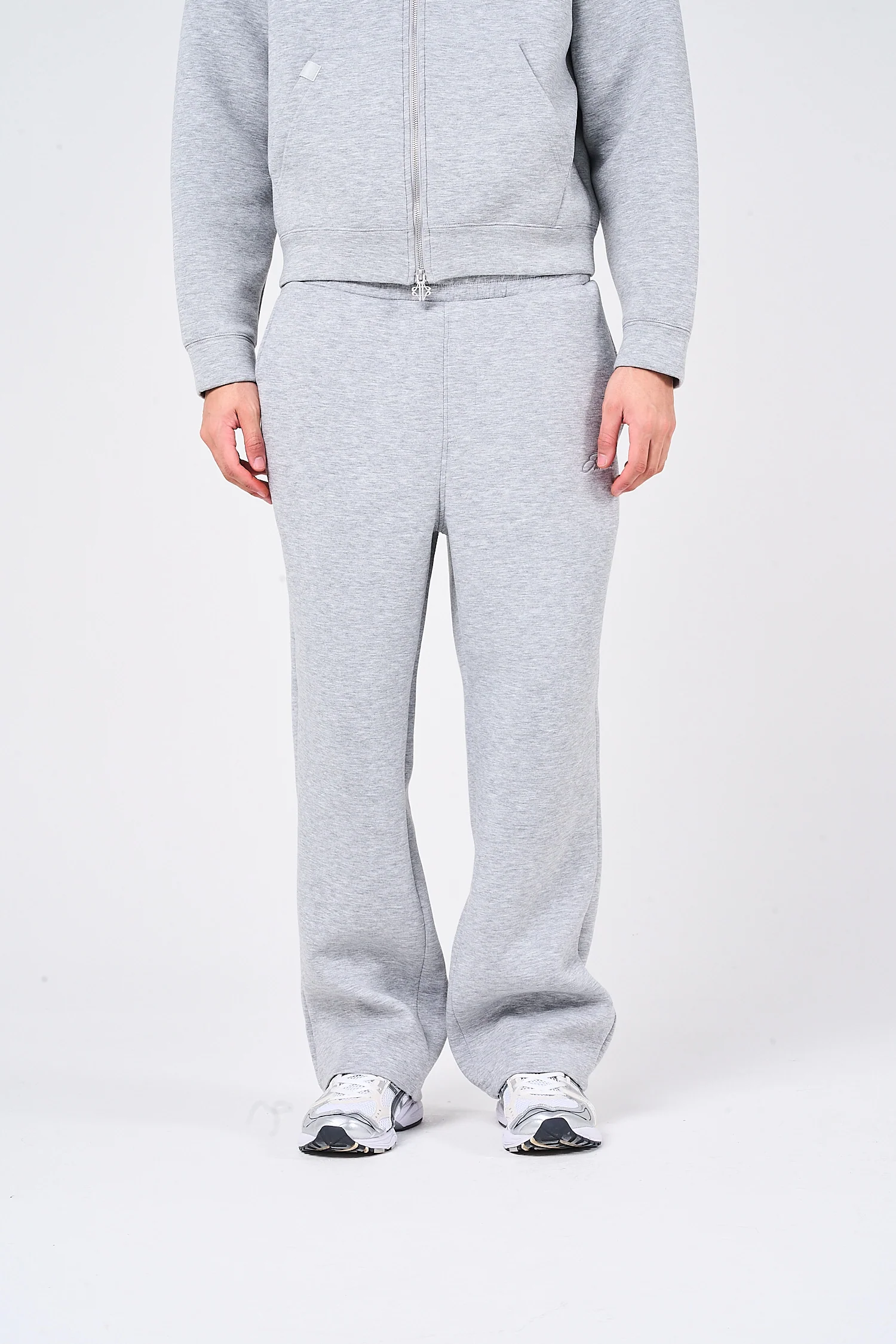 Atelier Grey Scuba Jogger - Image 6