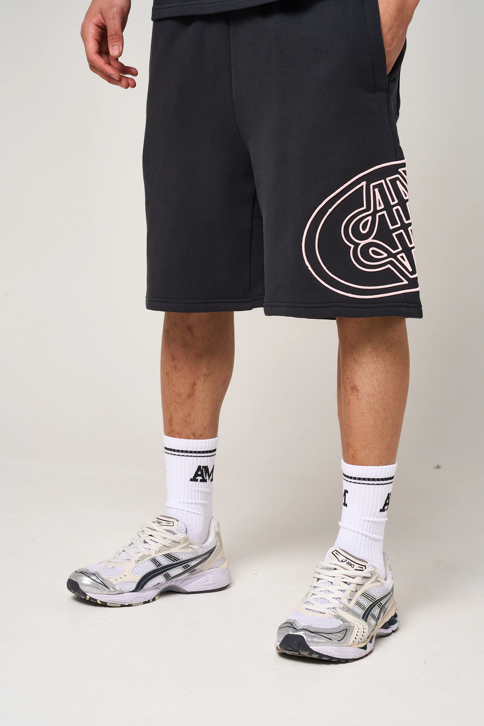 Fares Logo Embroidery Shorts Black - Image 5