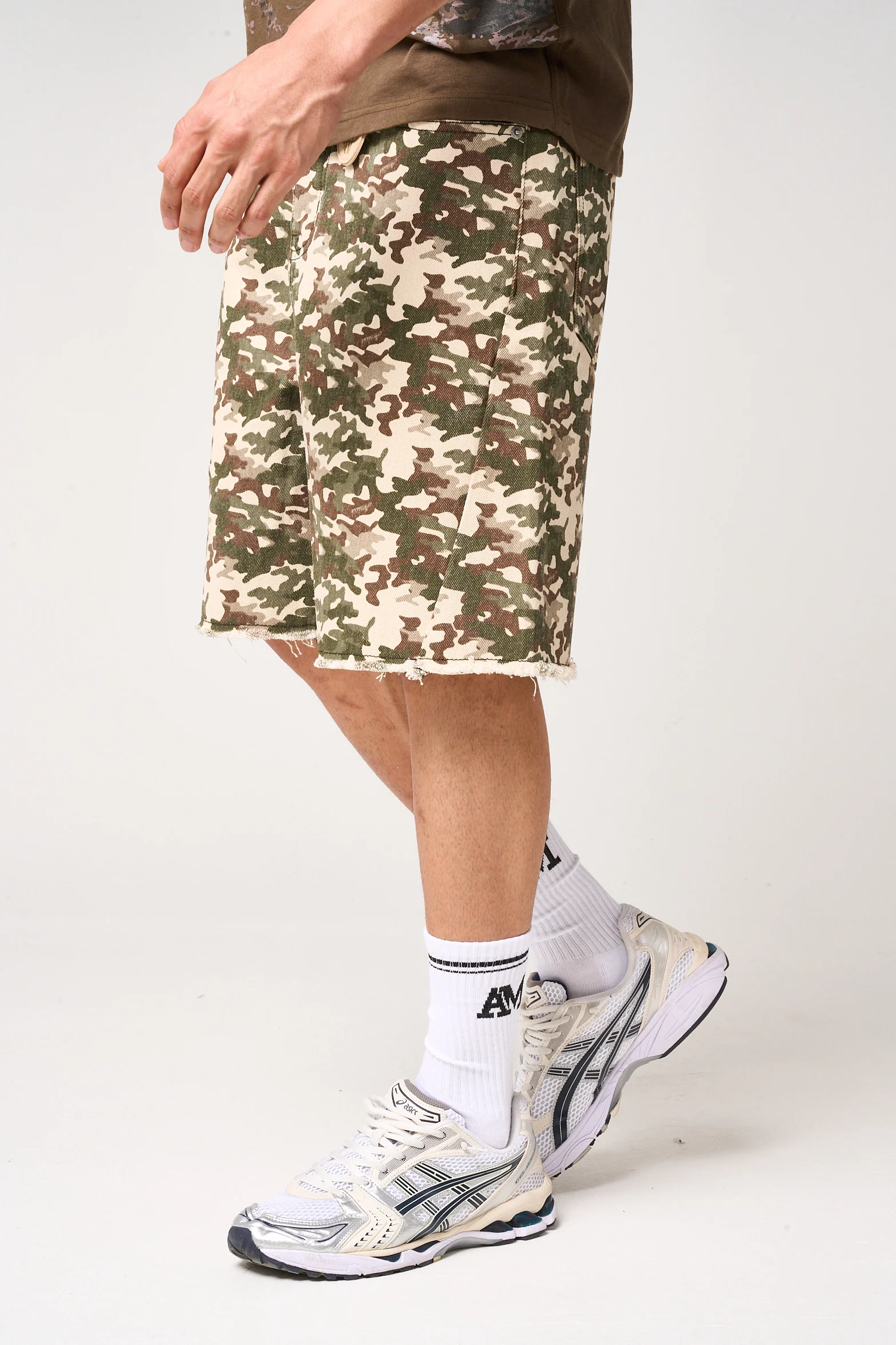 Guerrero Camo Denim Shorts - Image 3