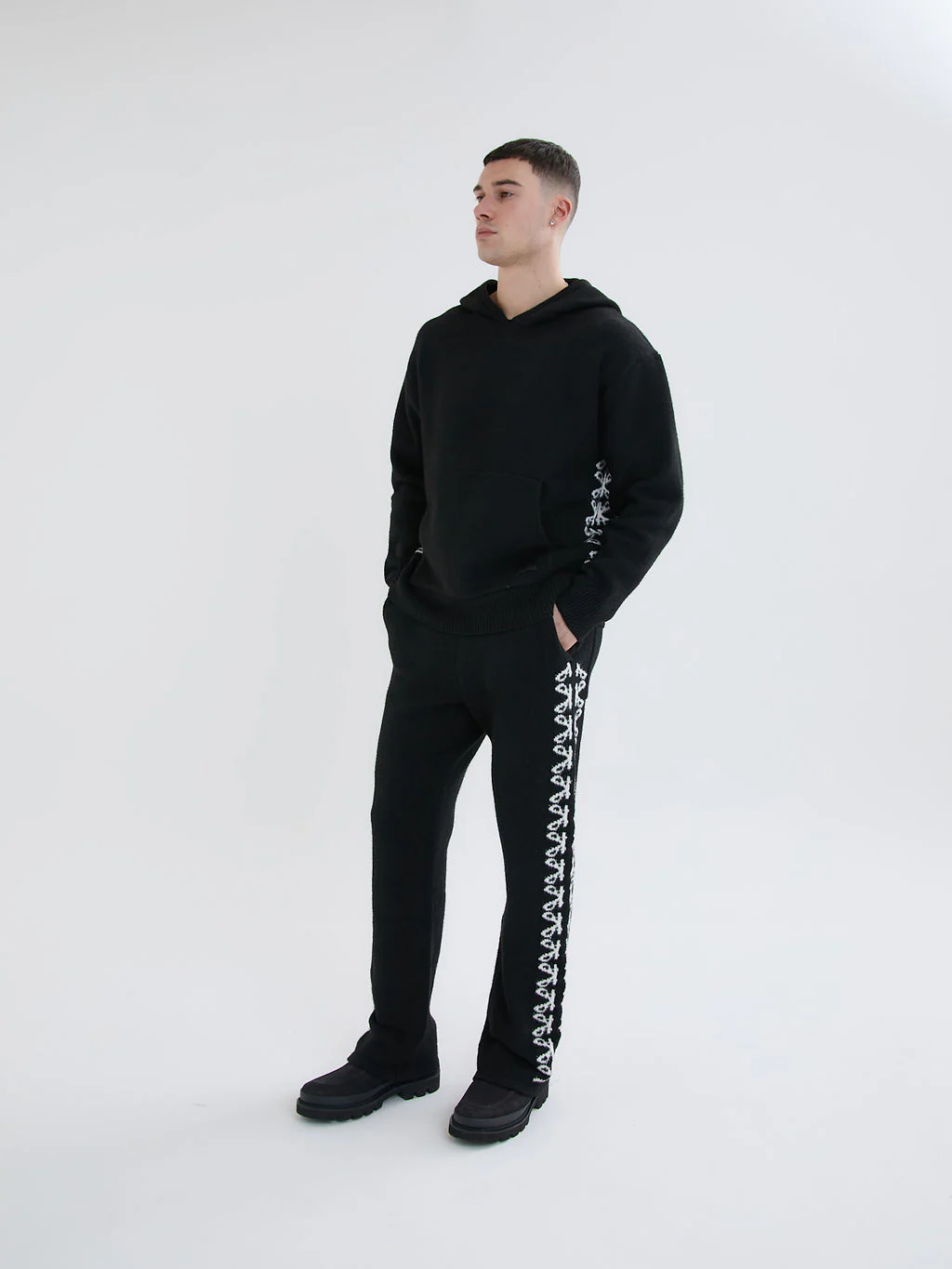 Merino Knitwear Black Jogger - Image 3
