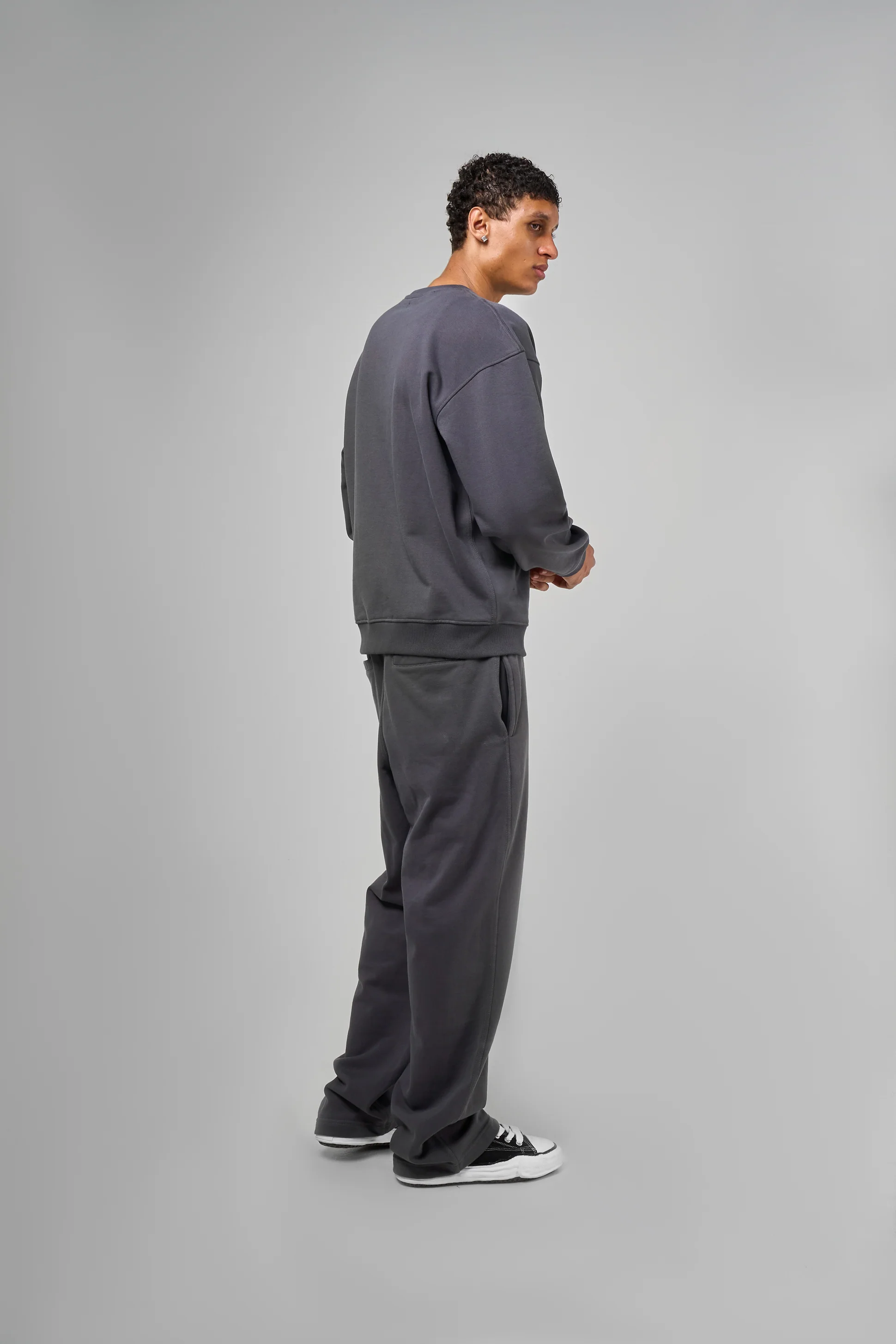 Jerozi Charcoal Sweatshirt - Image 9
