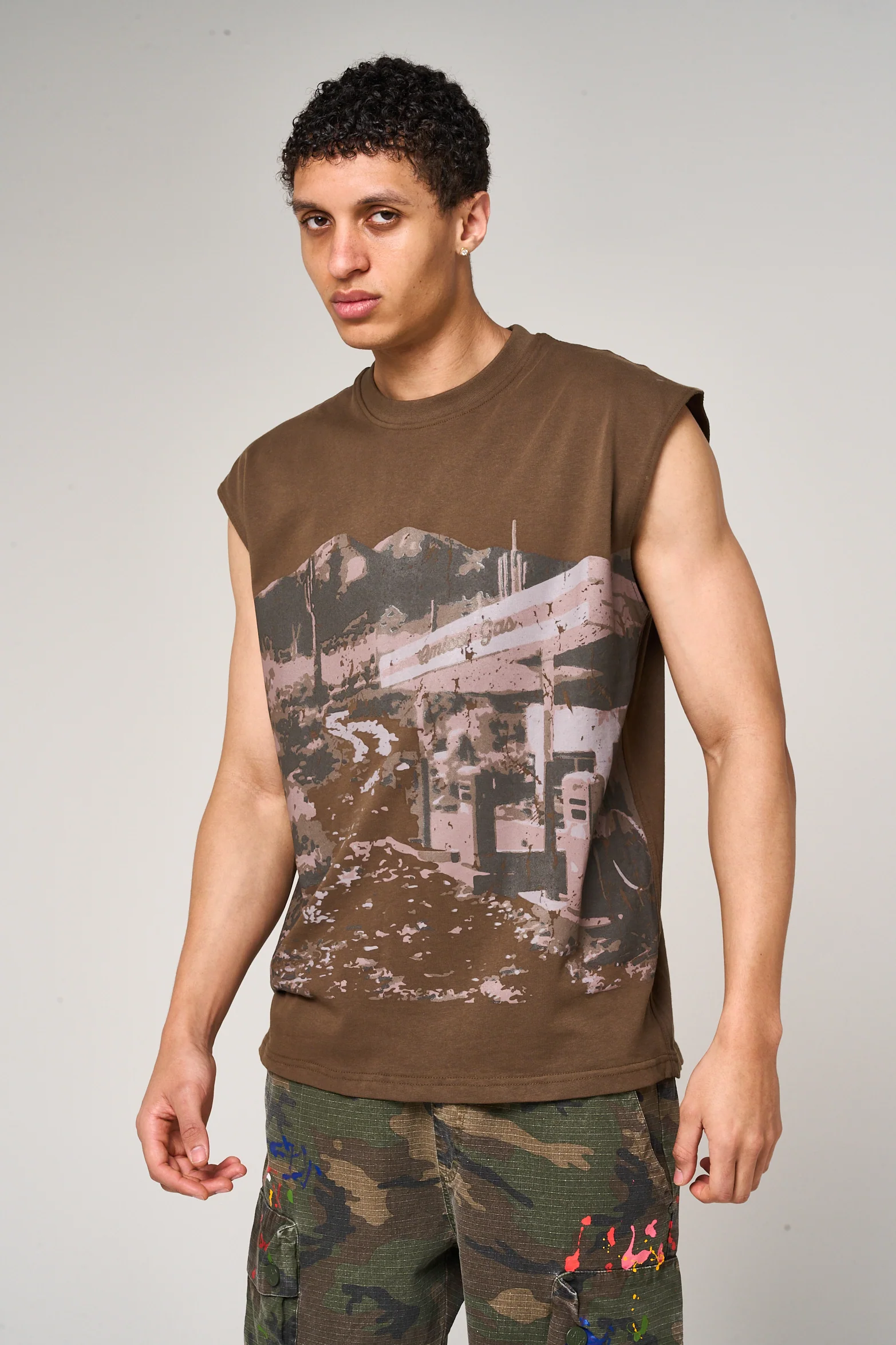 Junction Sleeveless Graphic T - Image 2