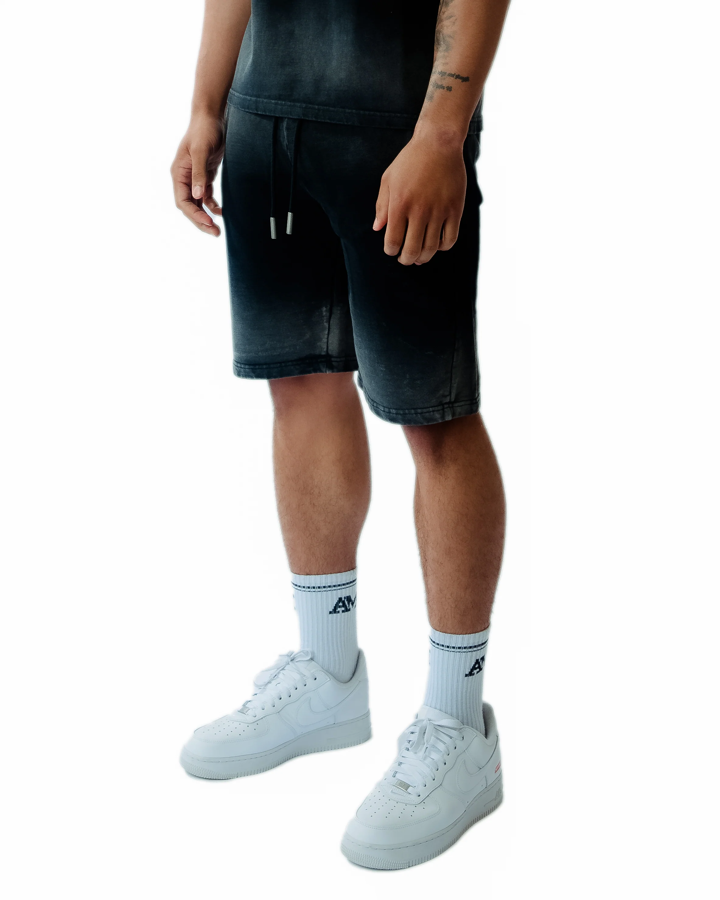 Levanto Washed Black Shorts - Image 2