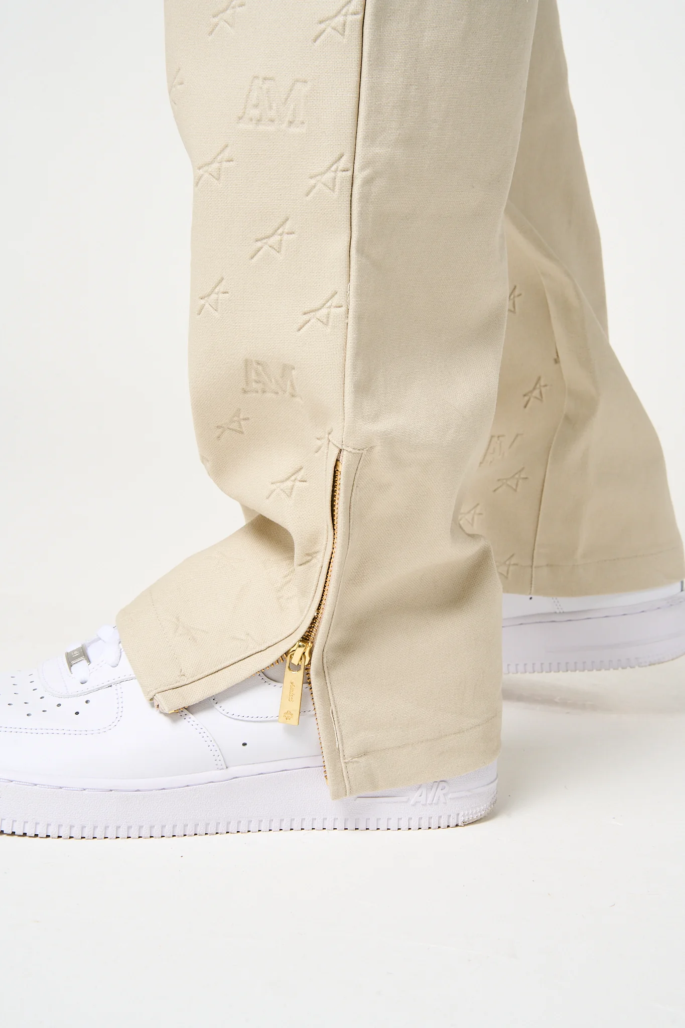Maceo Embossed Carpenter Pants Beige - Image 7