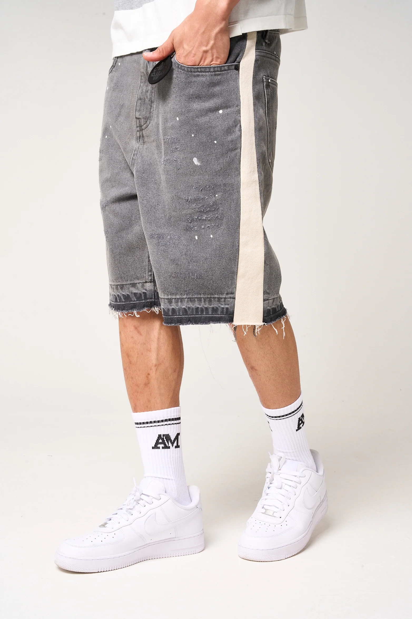 Maranello Grey Denim Shorts - Image 4
