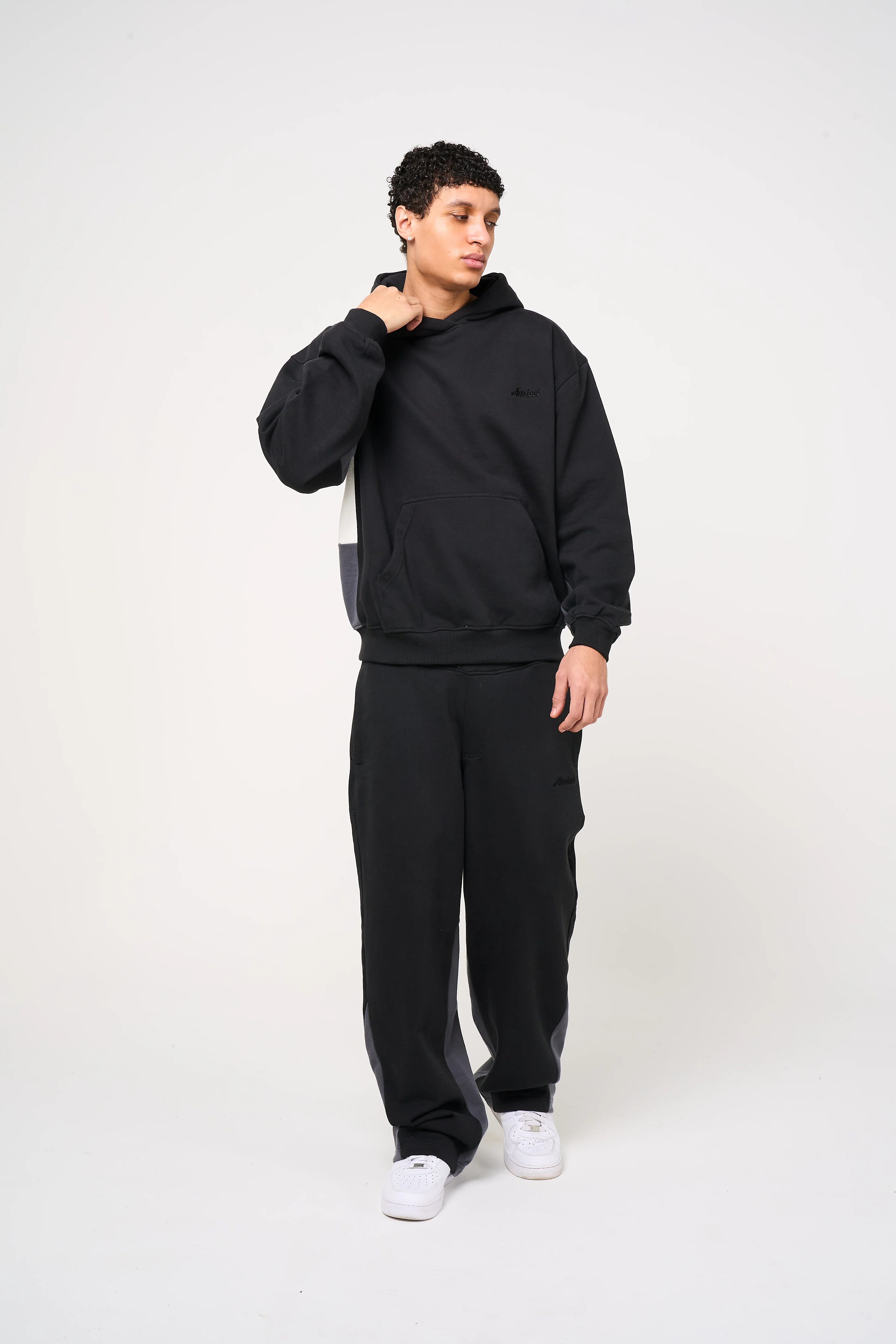Modena Hoodie Black - Image 7