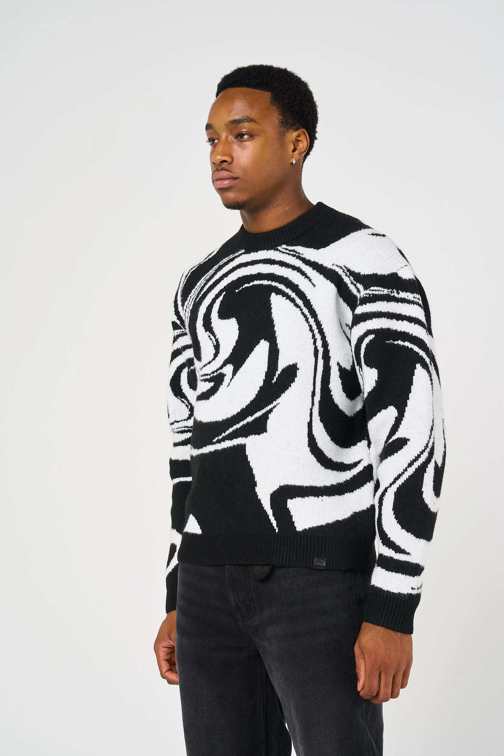 Pierce Black Knitted Sweatshirt - Image 3