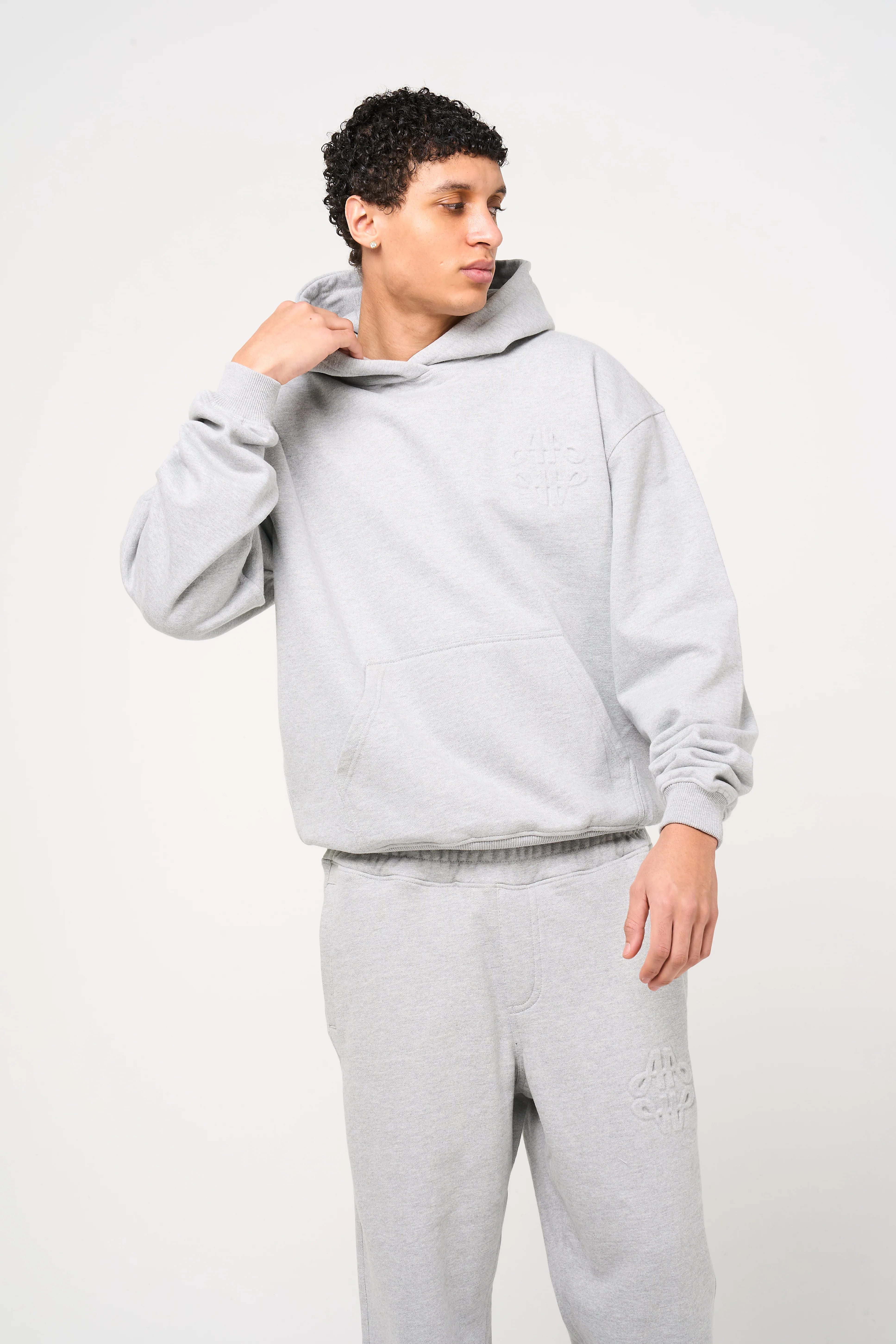 Reyes Emblem Logo Hoodie Grey - Image 3